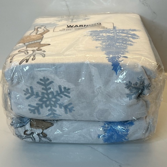 The Flannel Company FULL 100% Cotton Flannel Sheet set snowflake reindeer skater - Picture 4 of 6